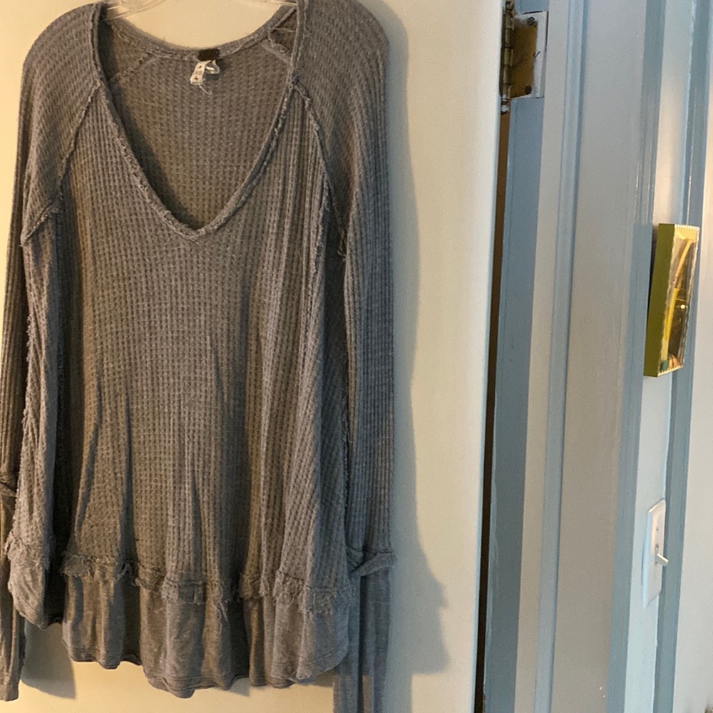 Free People gray top (XS)